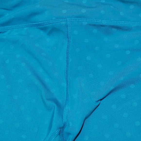 Girl's Youth Fitted Under Armour Heatgear Capri Leggings Size Medium Blue - Picture 5 of 6